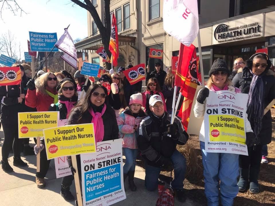 Union members supporting public health nurses